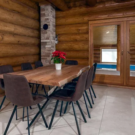 Chalet Loghouse Madeira, Fuzine.