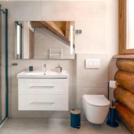 Chalet Loghouse Madeira, Fuzine. Fužine