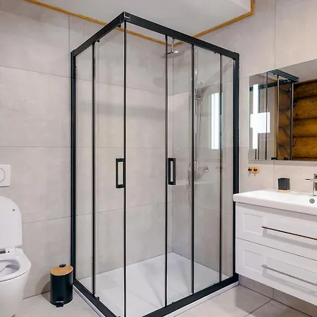 Loghouse Madeira, Fuzine. Chalet Fužine