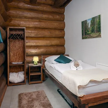 Chalet Loghouse Madeira, Fuzine. Fužine