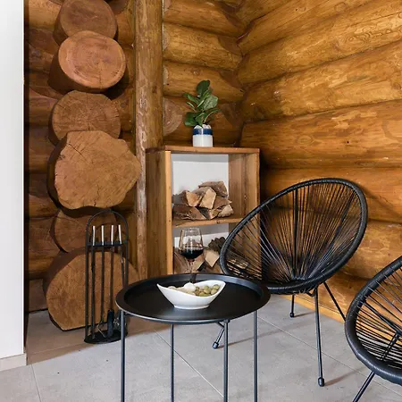 Chalet Loghouse Madeira, Fuzine. Fužine