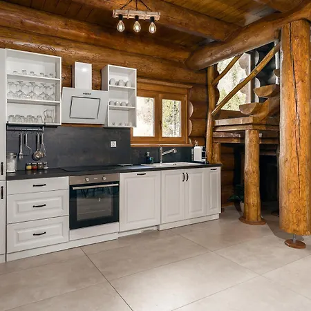 Loghouse Madeira, Fuzine. Chalet