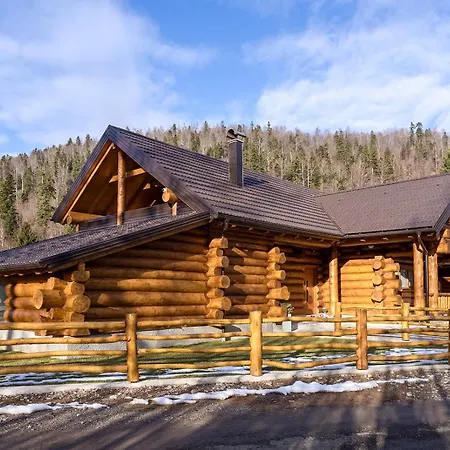 Loghouse Madeira, Fuzine. *