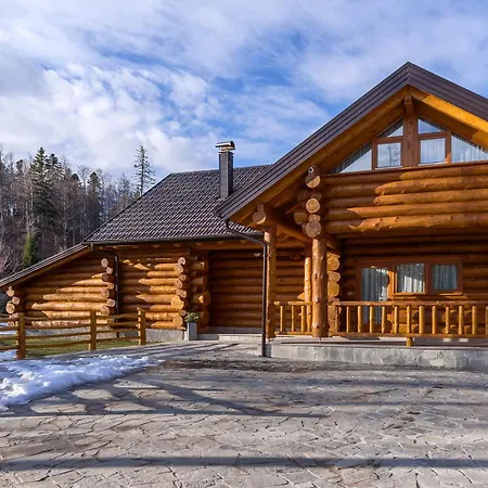 Loghouse Madeira, Fuzine.