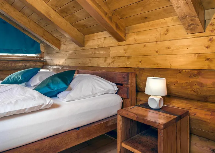 Loghouse Madeira, Fuzine. Chalet *
